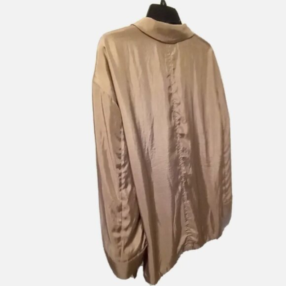 H&M Women’s Oversized Jacket Sz M Beige Wide Sleeve Casual Coat NEW Runs Big - Picture 10 of 15